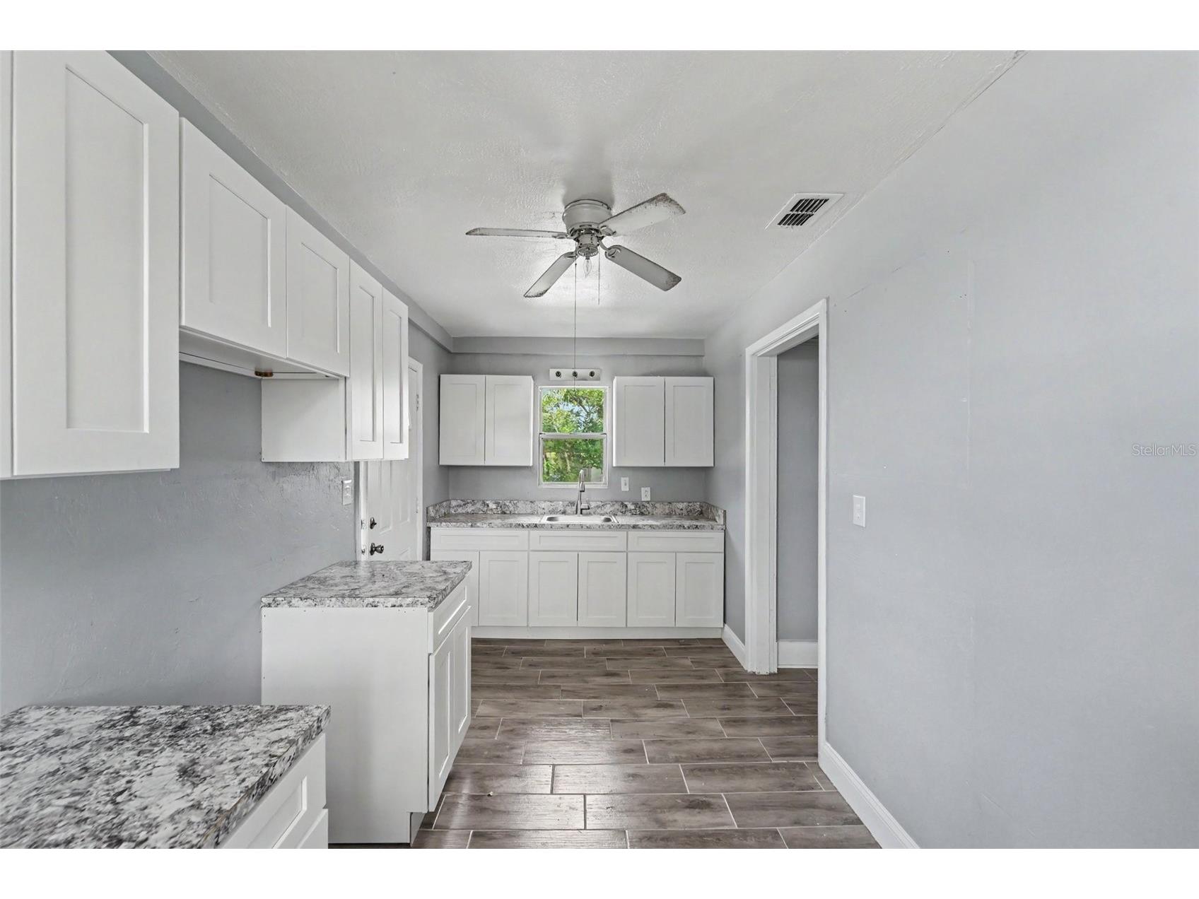 122 S Garfield Avenue Deland FL 32724 O6422166 image3