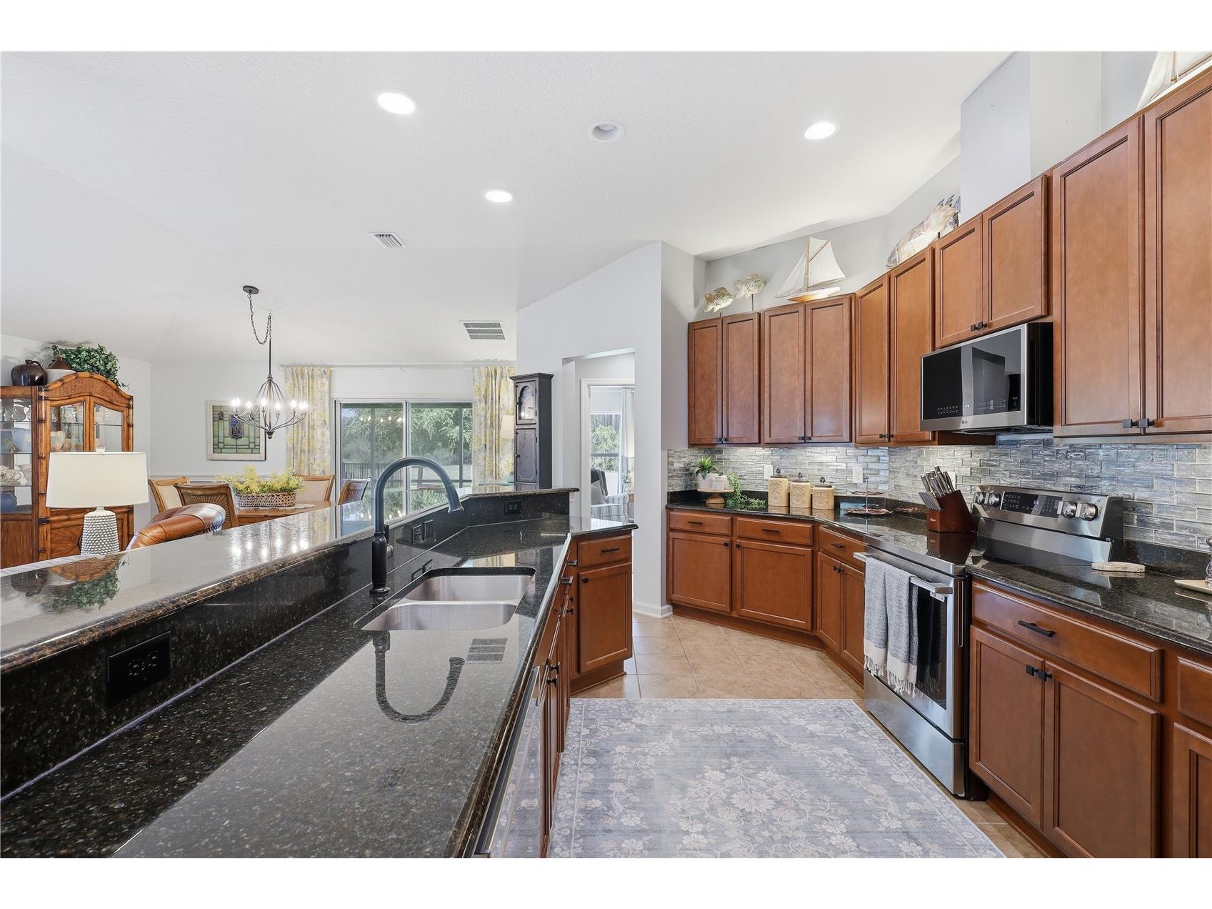 122 S Hummingbird Place Palm Coast FL 32164 FC318665 image8