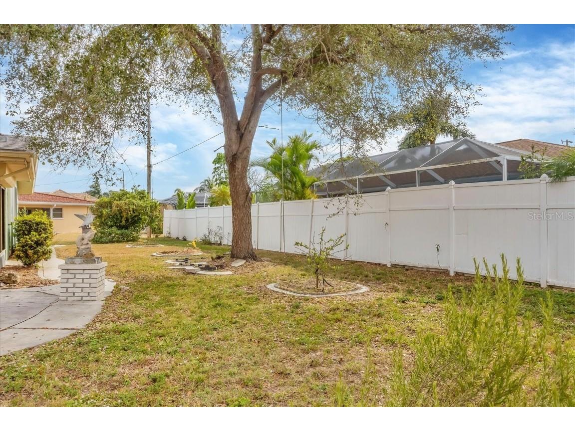 122 SE 41st Terrace Cape Coral FL 33904 D6145002 image33