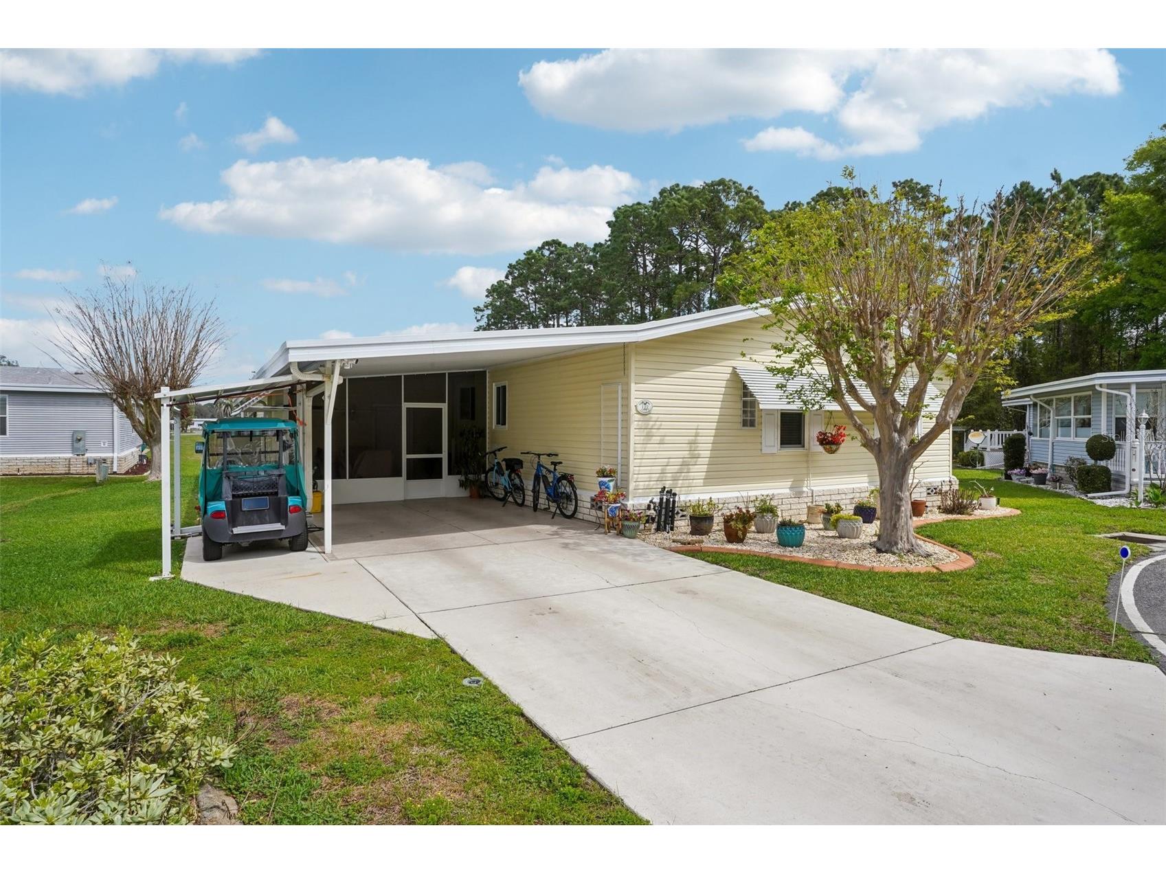 122 Tamarisk Way Leesburg FL 34748 G5109611 image1