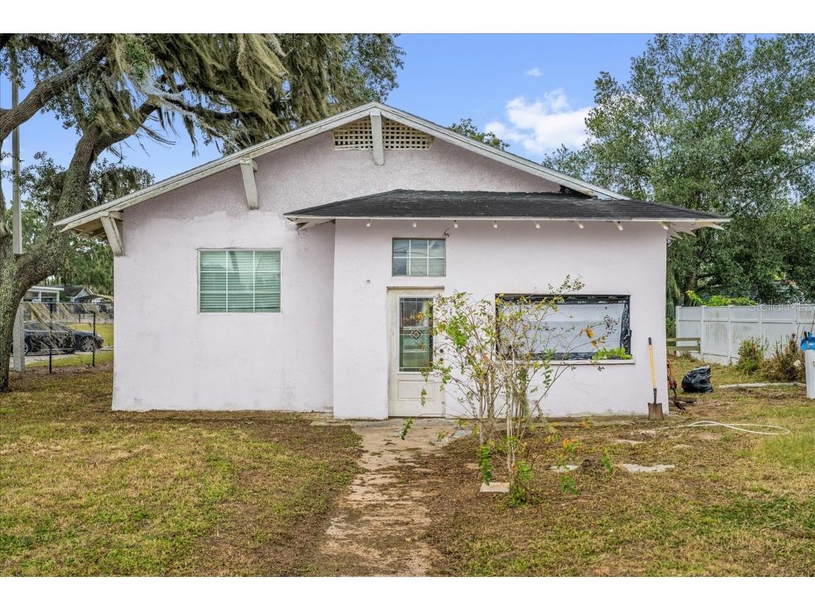 122 W Smith Avenue Haines City FL 33844 O6350639 image1