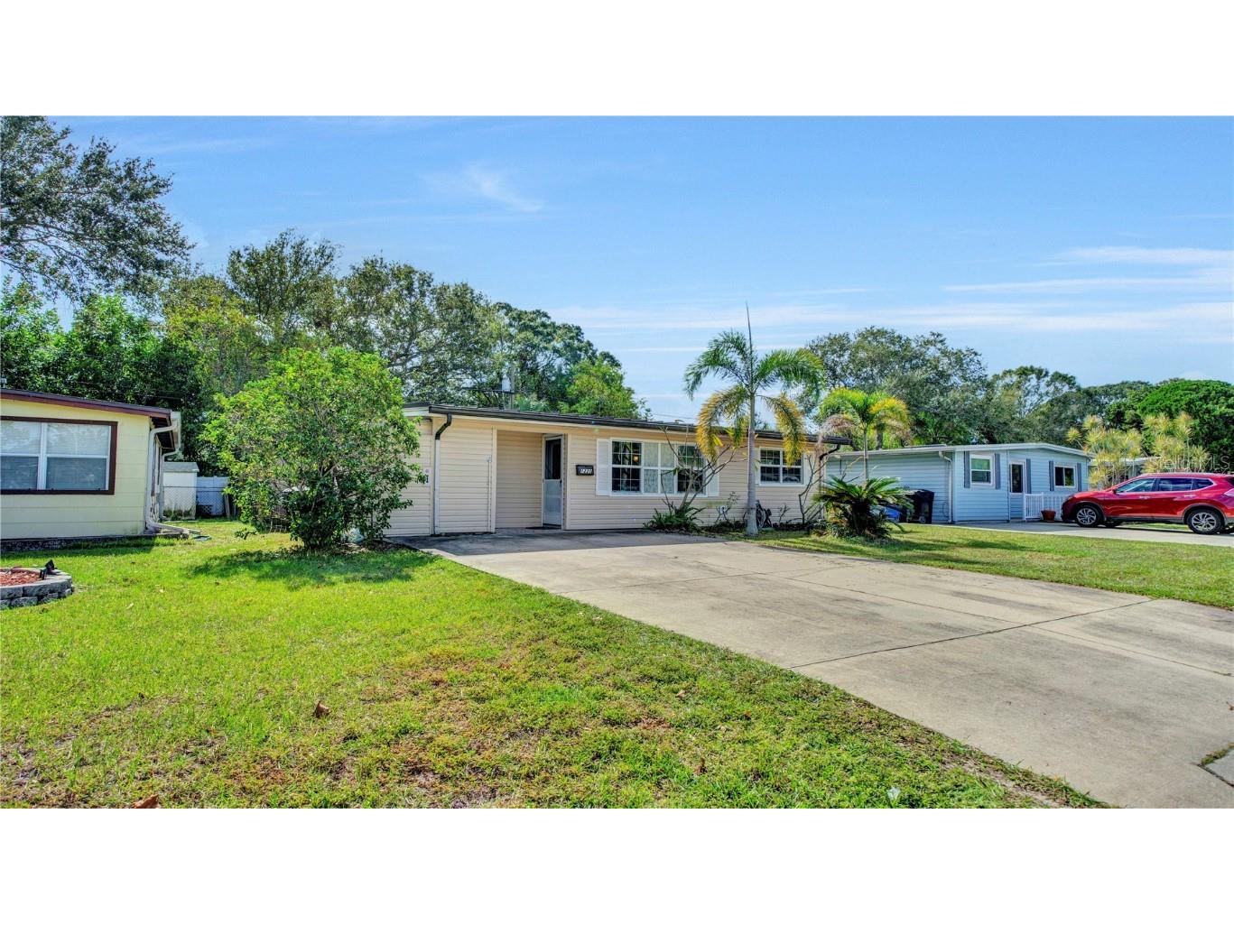 1220 54th Avenue N Saint Petersburg FL 33703 U8181949 image1