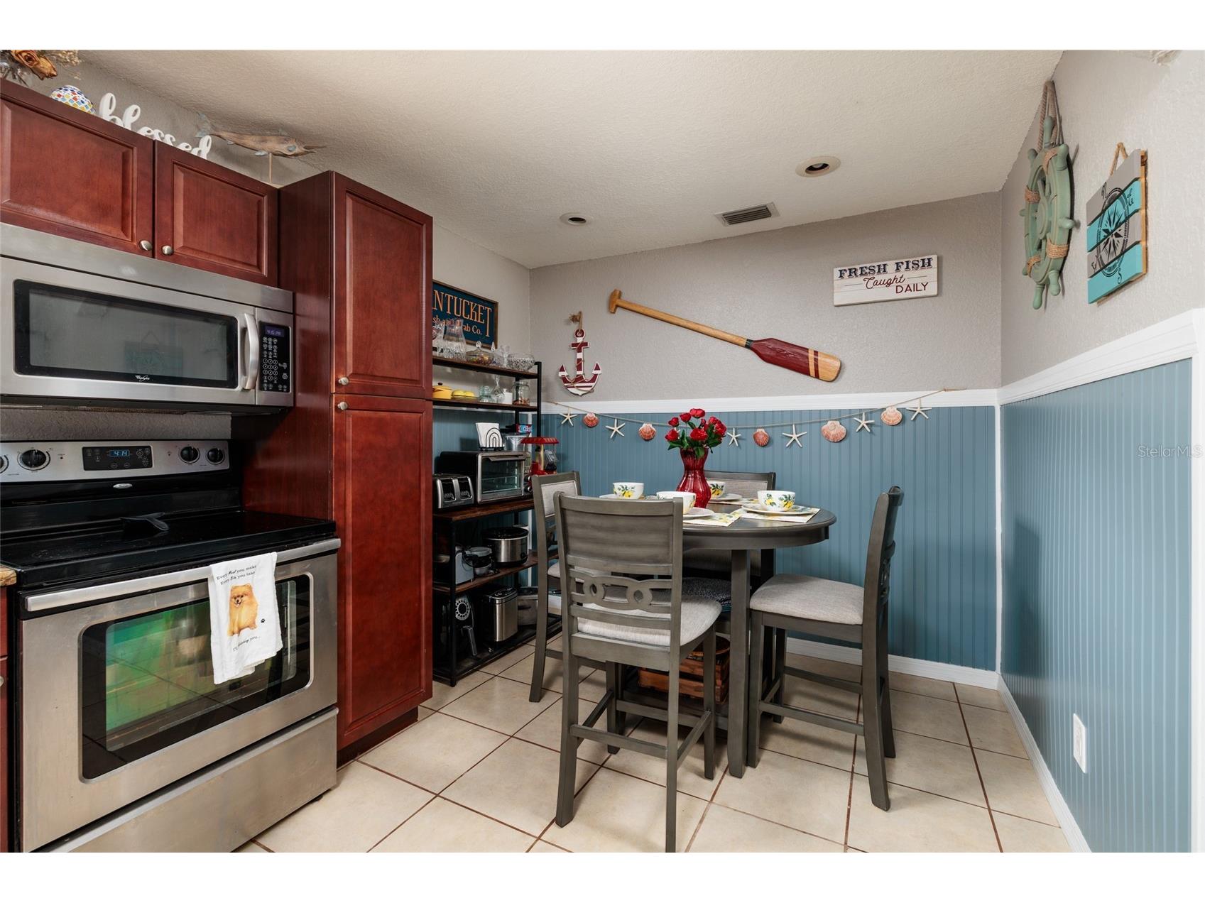 1220 56th Avenue N Saint Petersburg FL 33703 TB8528662 image15