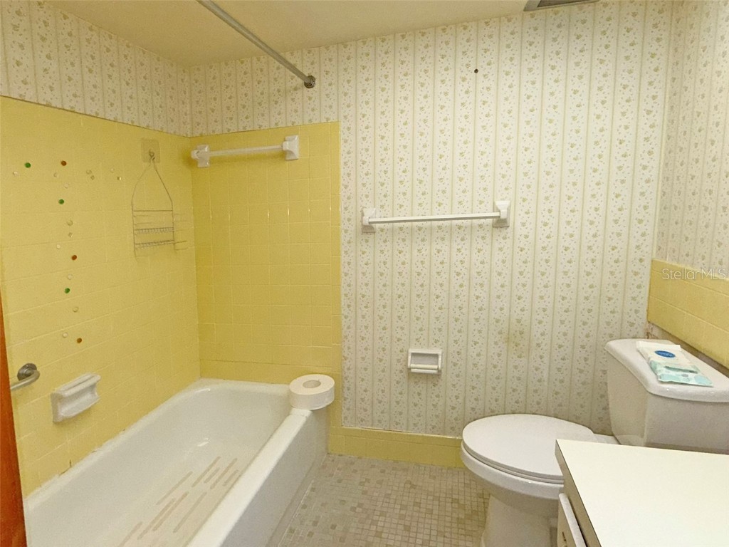 1220 57th Street N #101C Saint Petersburg FL 33710 TB8447639 image15