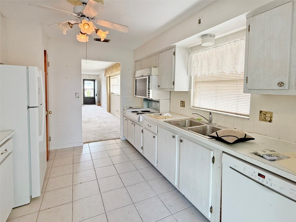 1220 57th Street N #101C Saint Petersburg FL 33710 TB8447639 image8