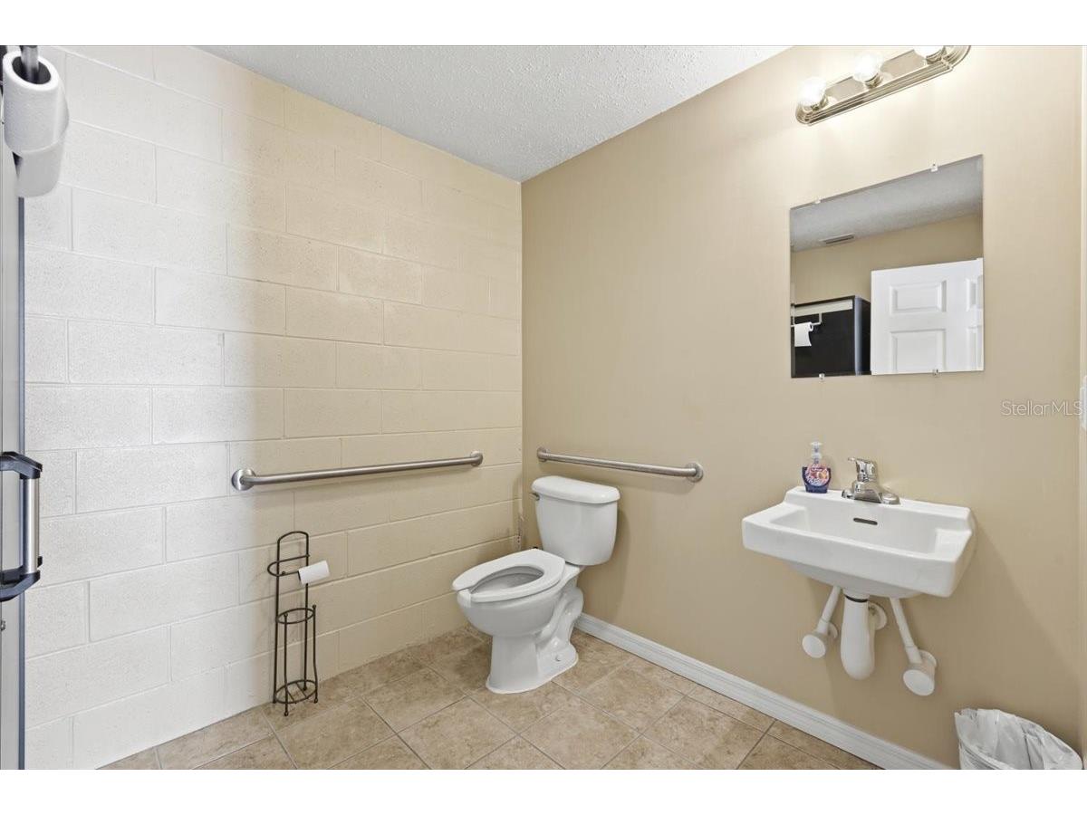 1220 Biscayne Boulevard Deland FL 32724 O6388374 image11