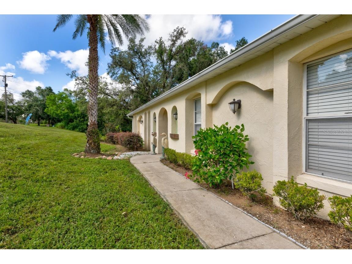 1220 Country Club Road Eustis FL 32726 - LAKE NETTIE G5099319 image14