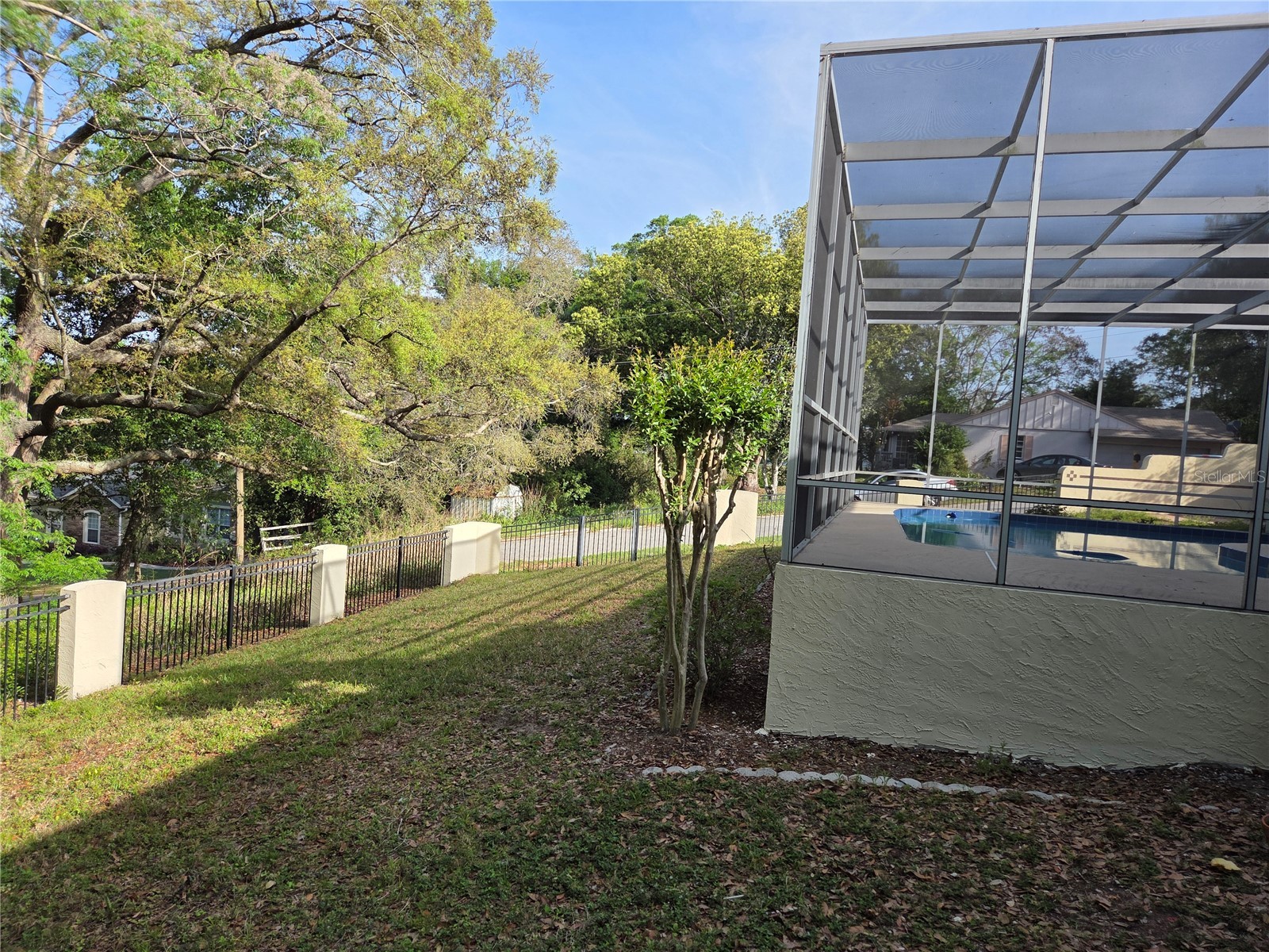 1220 Country Club Road Eustis FL 32726 - LAKE NETTIE G5110347 image1