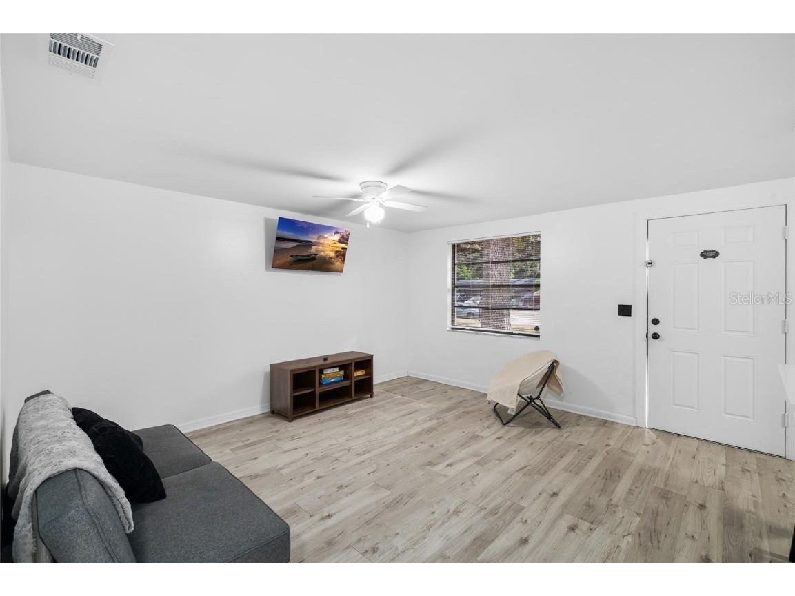 1220 E 142nd Avenue Tampa FL 33613 TB8448243 image9