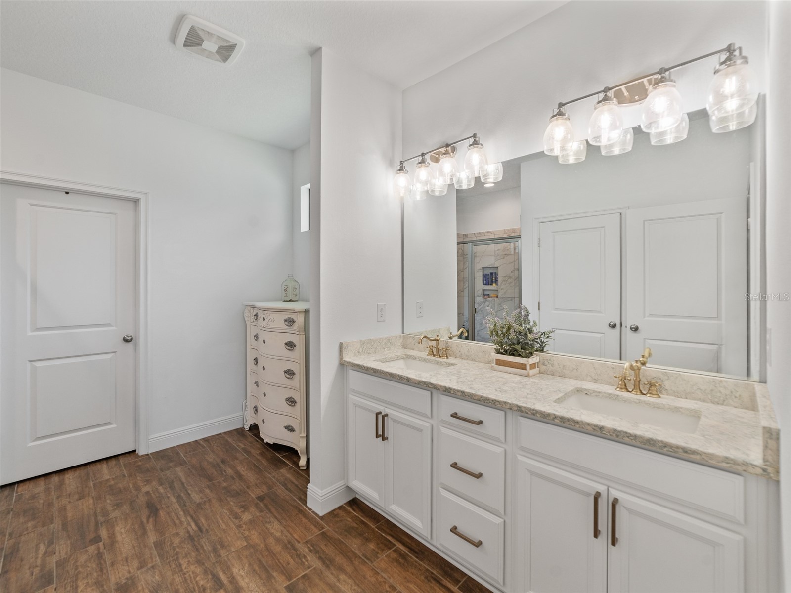 1220 Florablu Drive Seffner FL 33584 TB8516785 image24