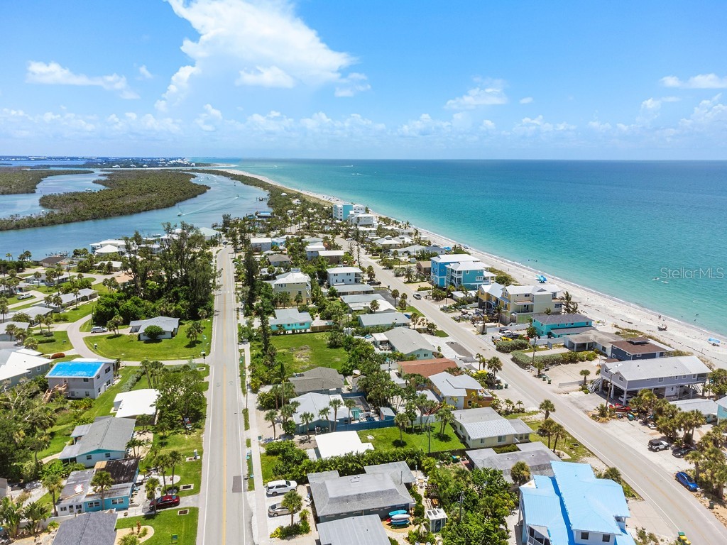 1220 Gulf Boulevard Englewood FL 34223 D6134174 image1