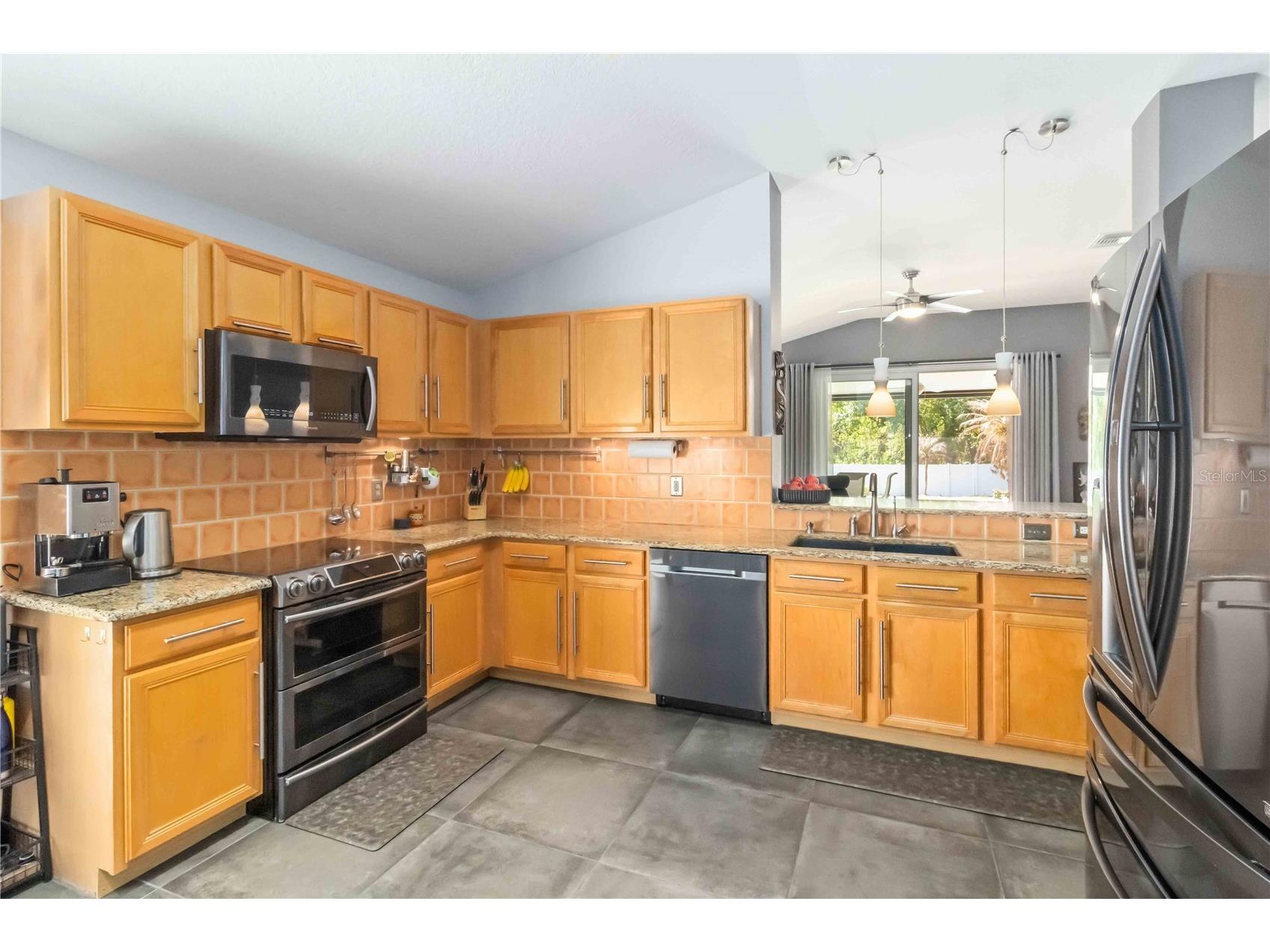 1220 Lake Highview Lane Brandon FL 33510 TB8489511 image8