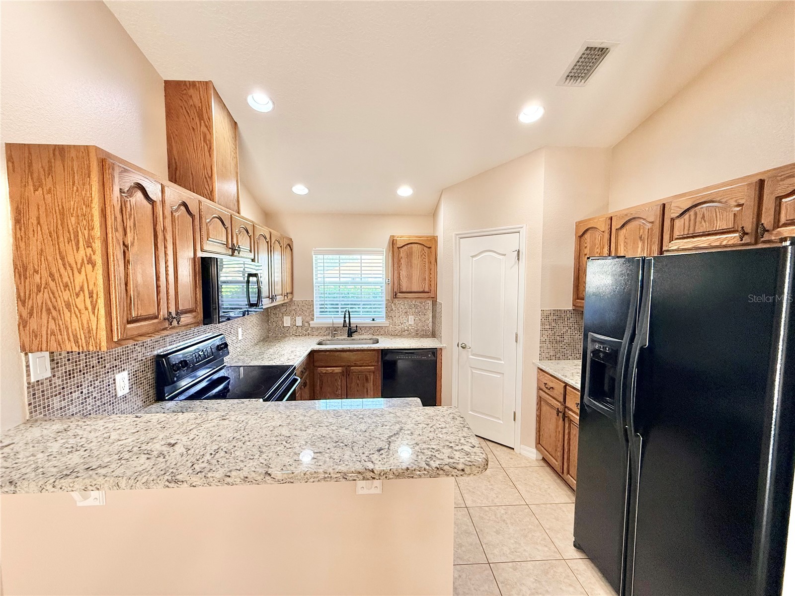 1220 Myrtle Avenue Saint Cloud FL 34771 G5109718 image4