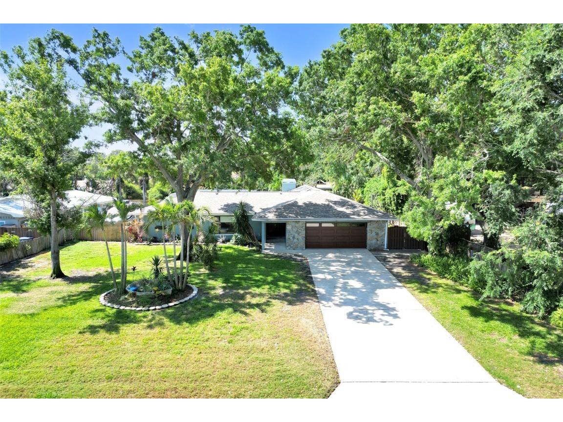 1220 Pinellas Point Drive S Saint Petersburg FL 33705 TB8379772 image1