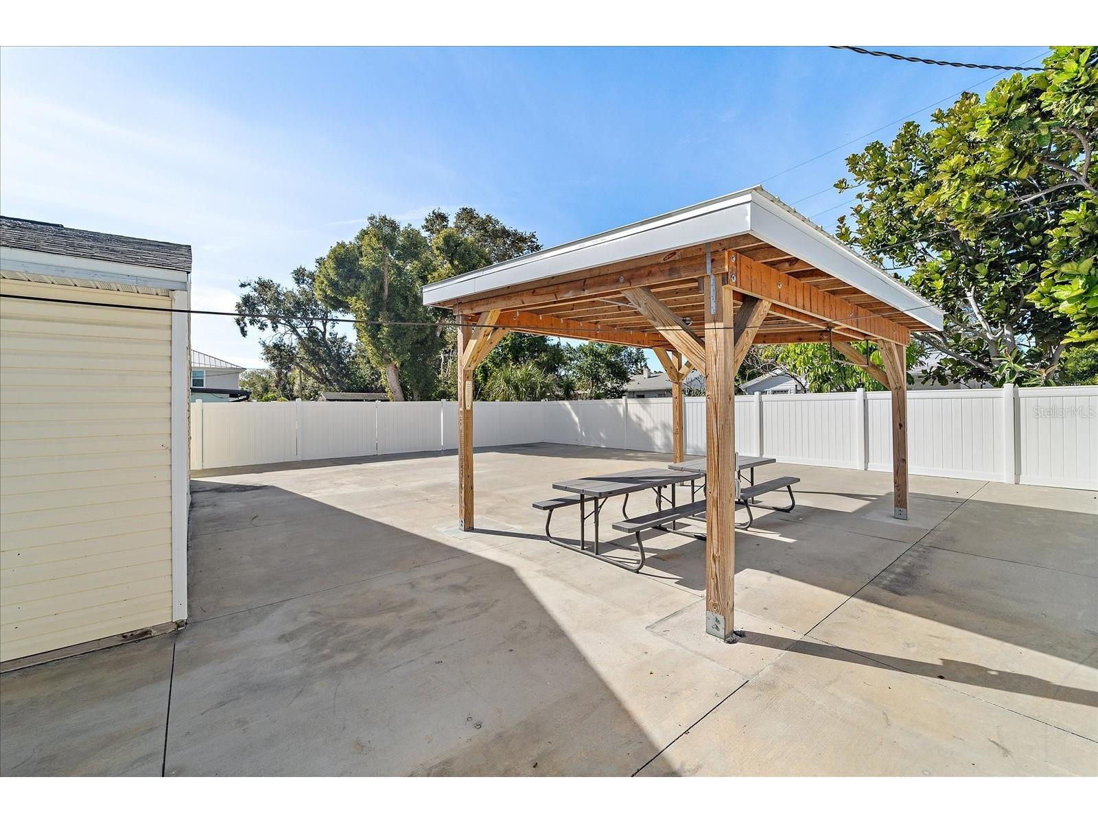 1220 S Brink Avenue Sarasota FL 34239 A4681601 image14