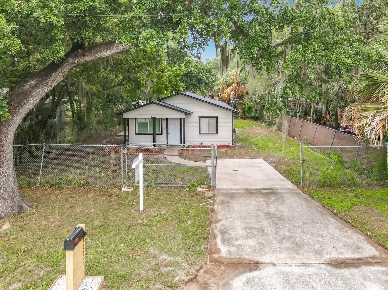 1220 W 3rd Street Sanford FL 32771 V4949863 image38
