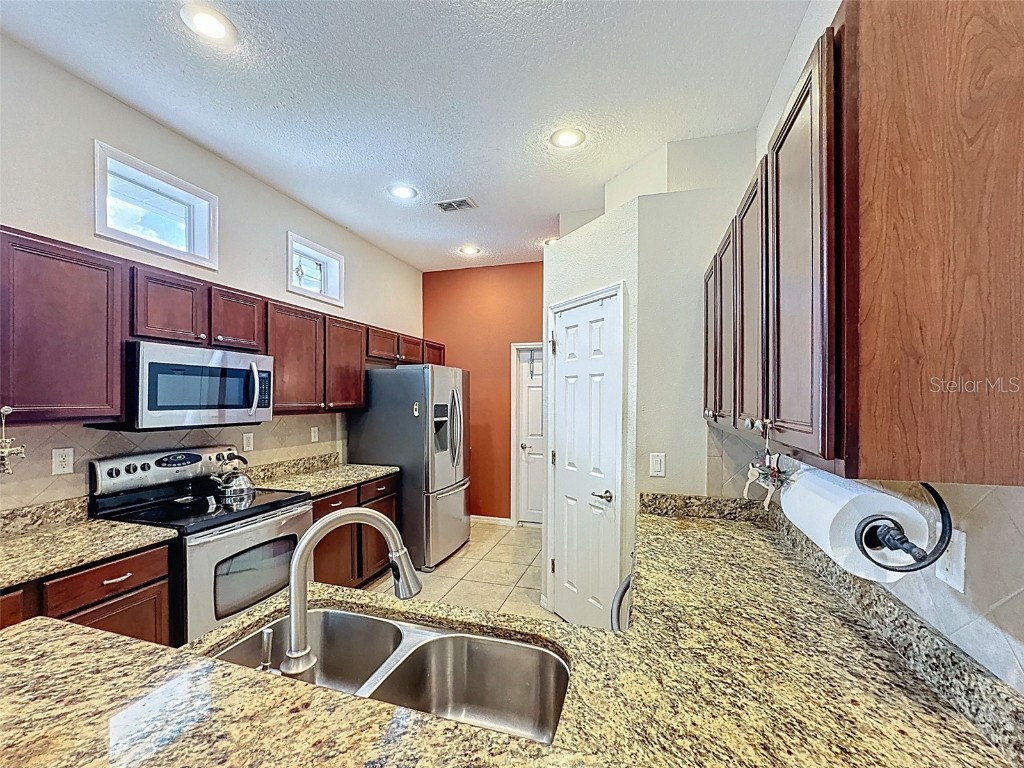 12200 Hunters Lake Drive New Port Richey FL 34654 TB8400571 image23