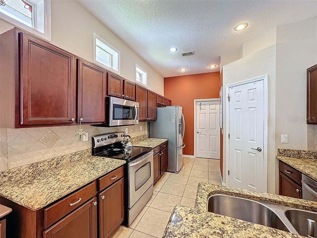 12200 Hunters Lake Drive New Port Richey FL 34654 TB8400571 image27