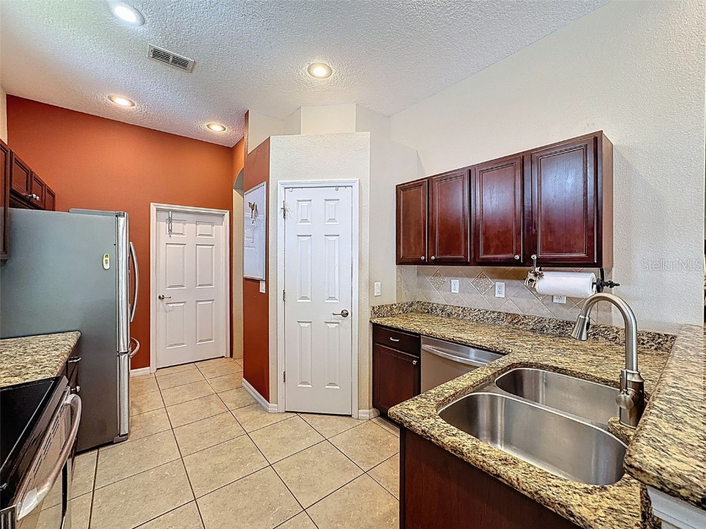 12200 Hunters Lake Drive New Port Richey FL 34654 TB8400571 image31