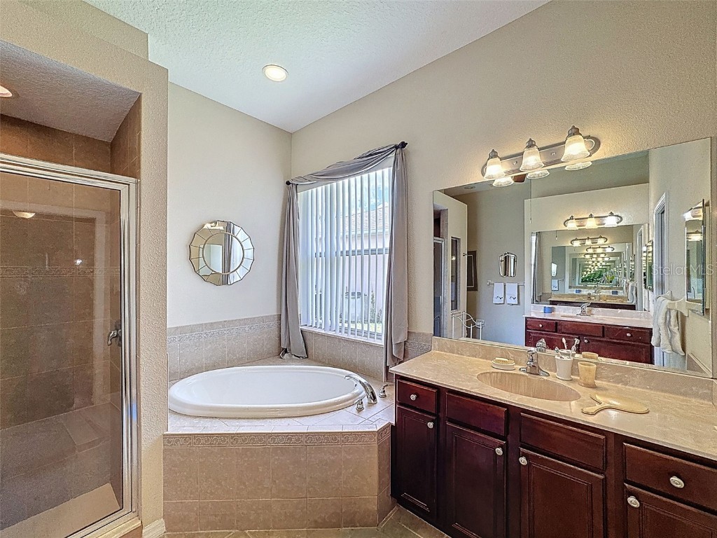 12200 Hunters Lake Drive New Port Richey FL 34654 TB8400571 image39