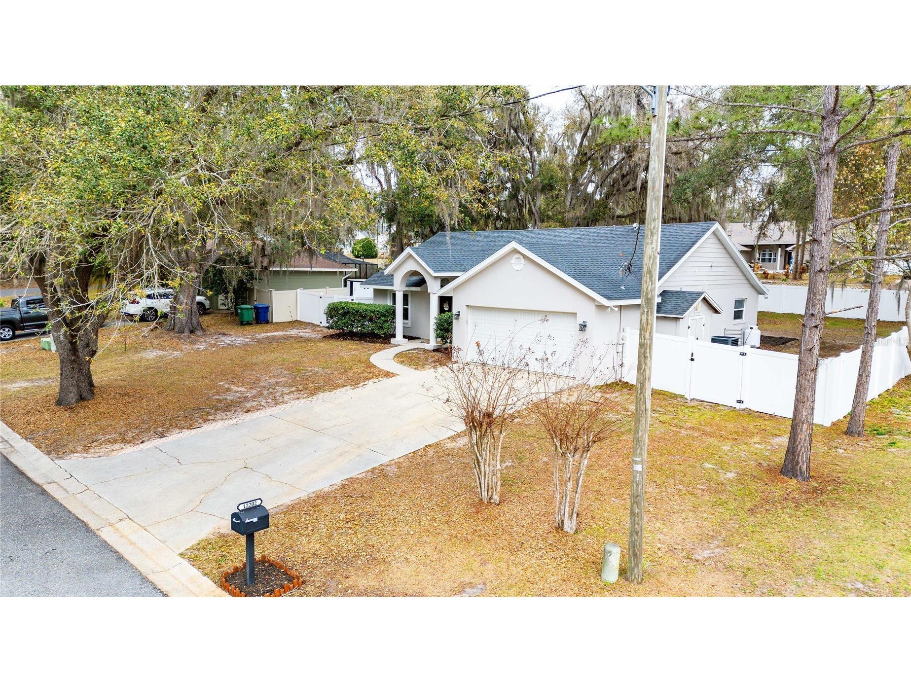12202 Meadow Lane San Antonio FL 33576 TB8490389 image32