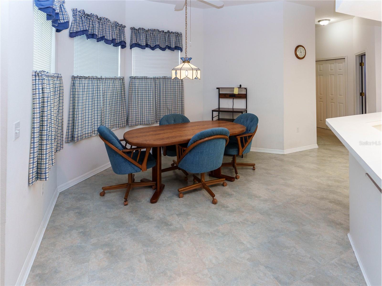 12202 Roseland Drive New Port Richey FL 34654 W7886712 image14