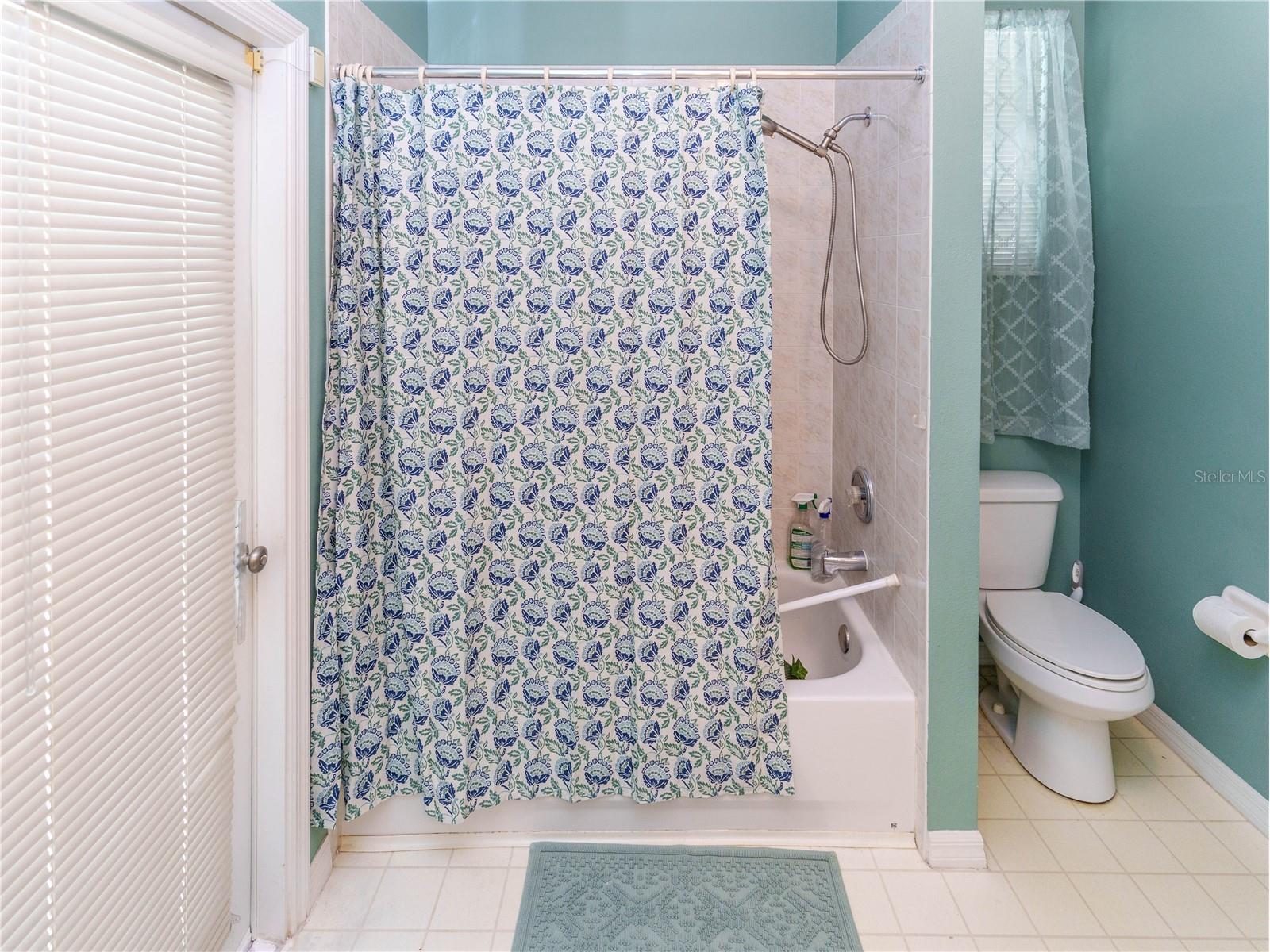 12202 Roseland Drive New Port Richey FL 34654 W7886712 image25