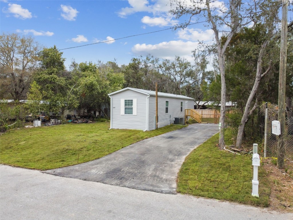 12203 Lantana Avenue New Port Richey FL 34654 U8231481 image1
