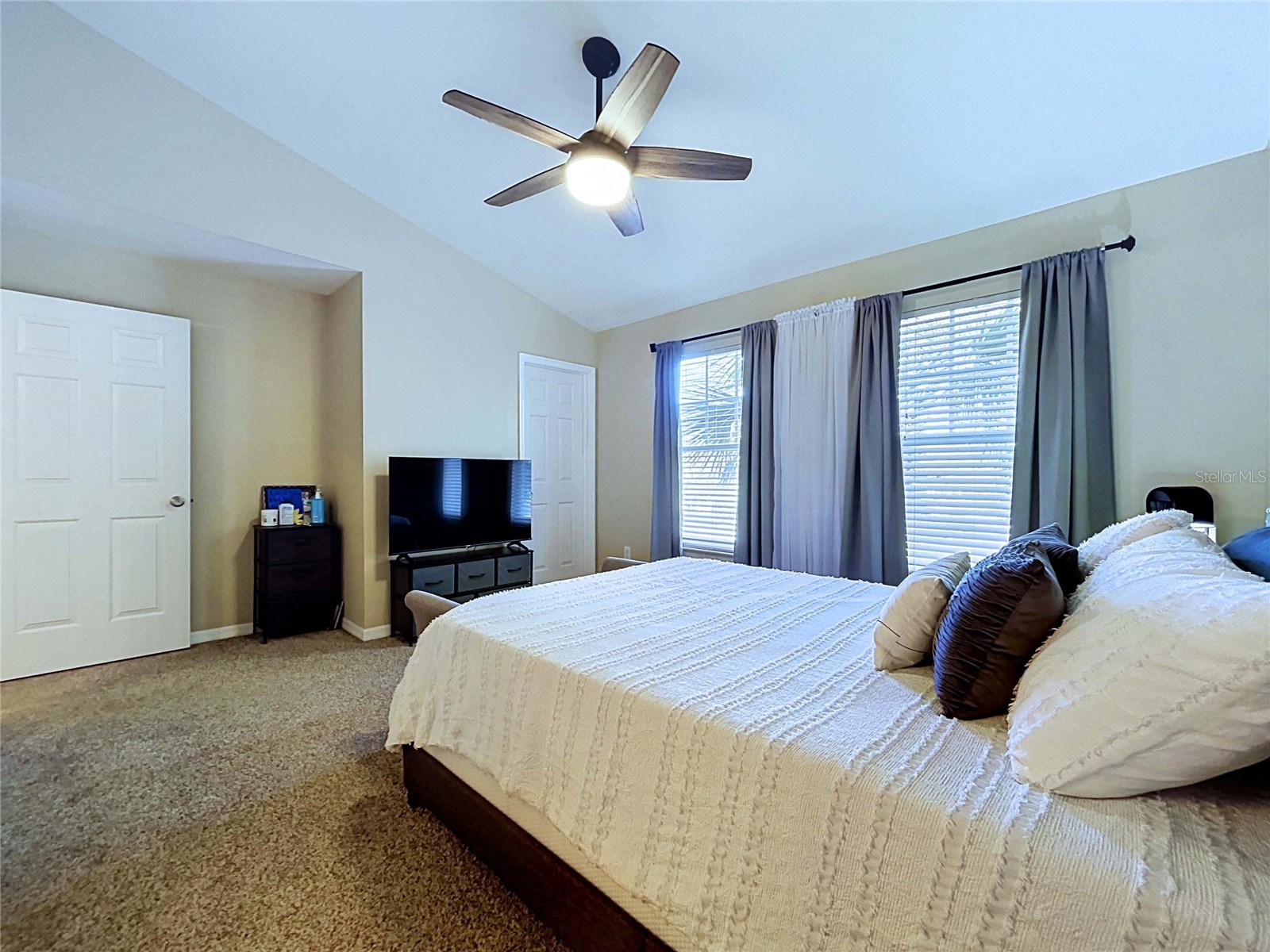 12207 Country White Circle Tampa FL 33635 TB8526744 image16