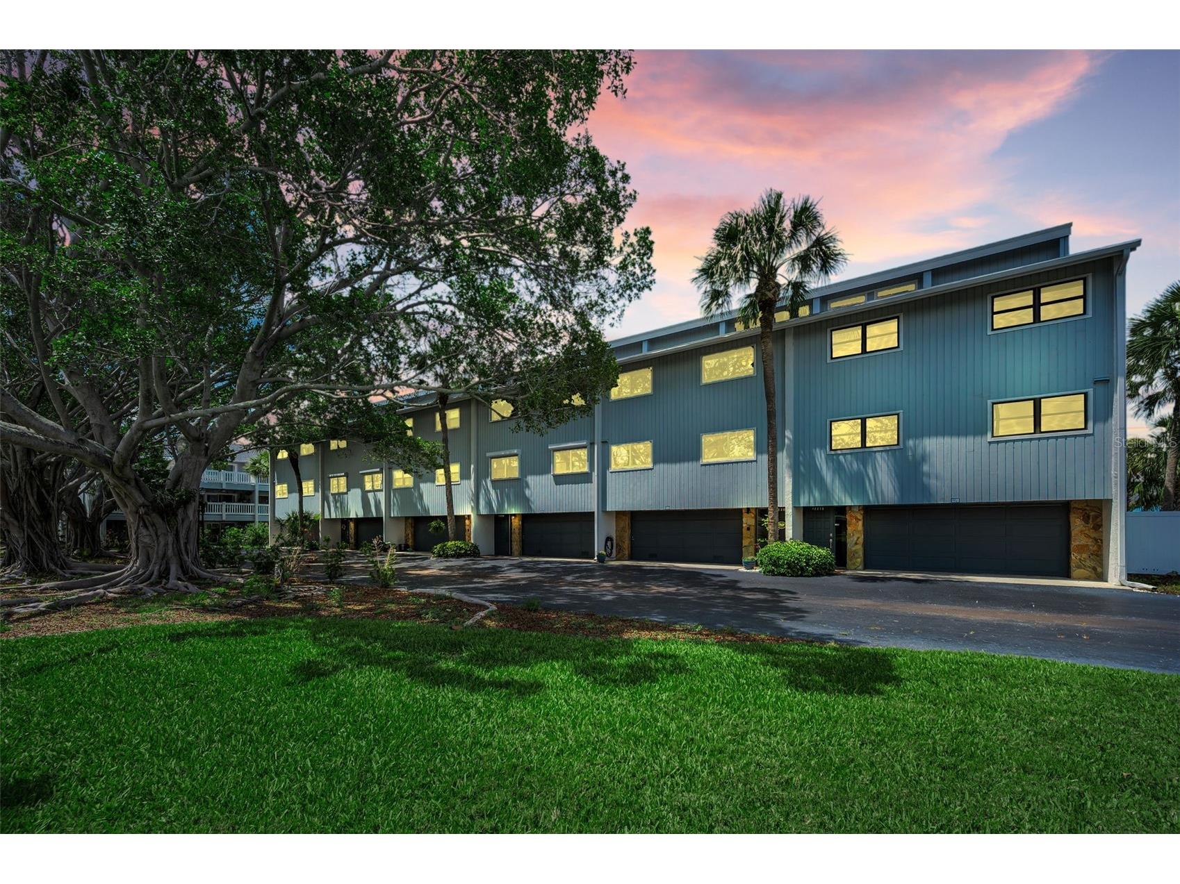12208 2nd Street E #602 Saint Petersburg FL 33706 - BOCA CIEGA TB8514316 image1