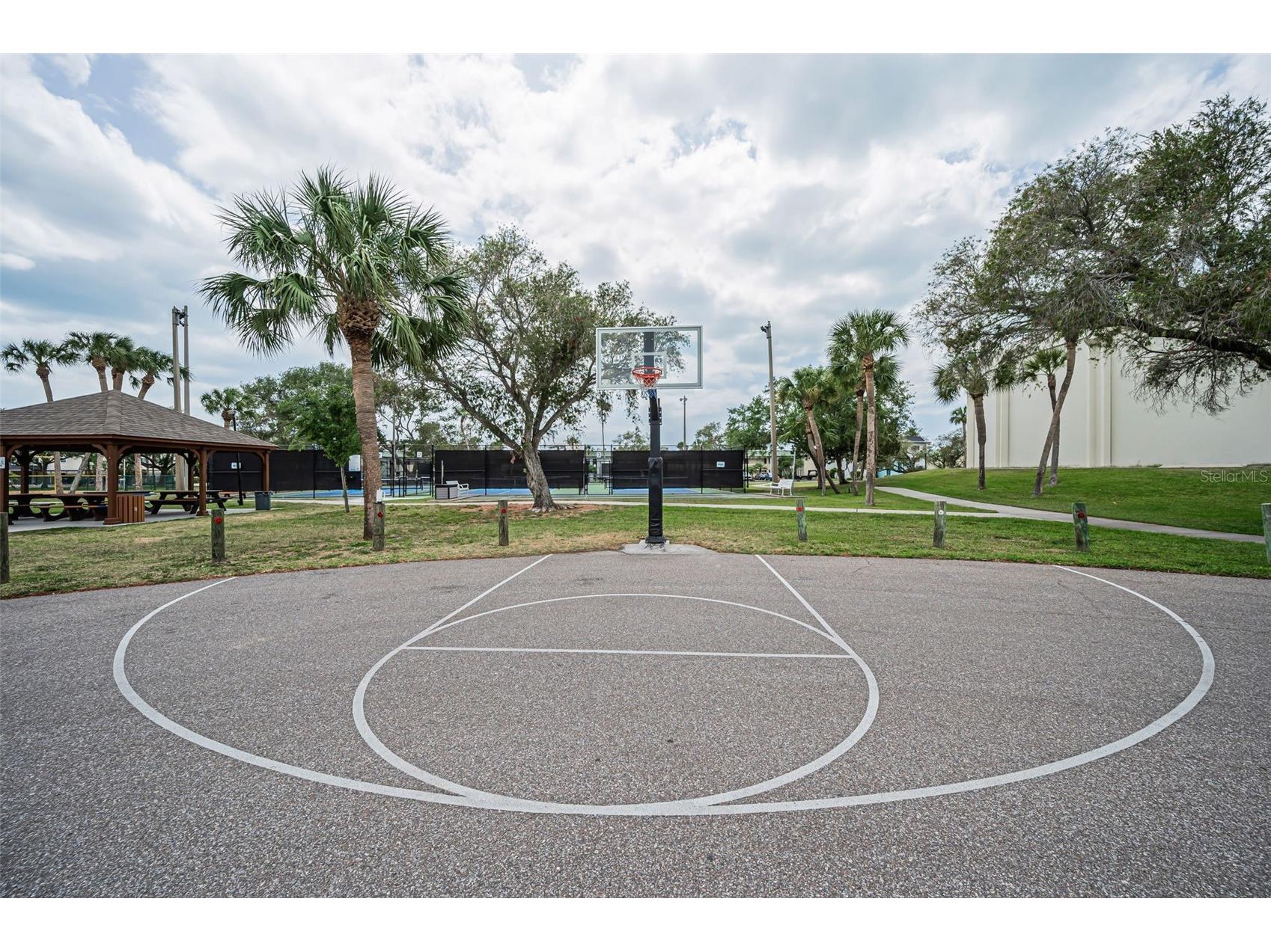 12208 2nd Street E #602 Saint Petersburg FL 33706 - BOCA CIEGA TB8514316 image79