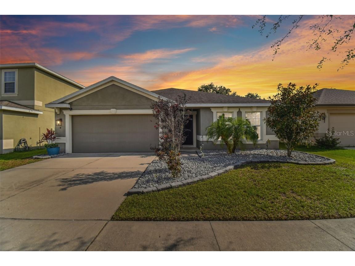 12208 Ledbury Commons Drive Gibsonton FL 33534 U8212782 image1