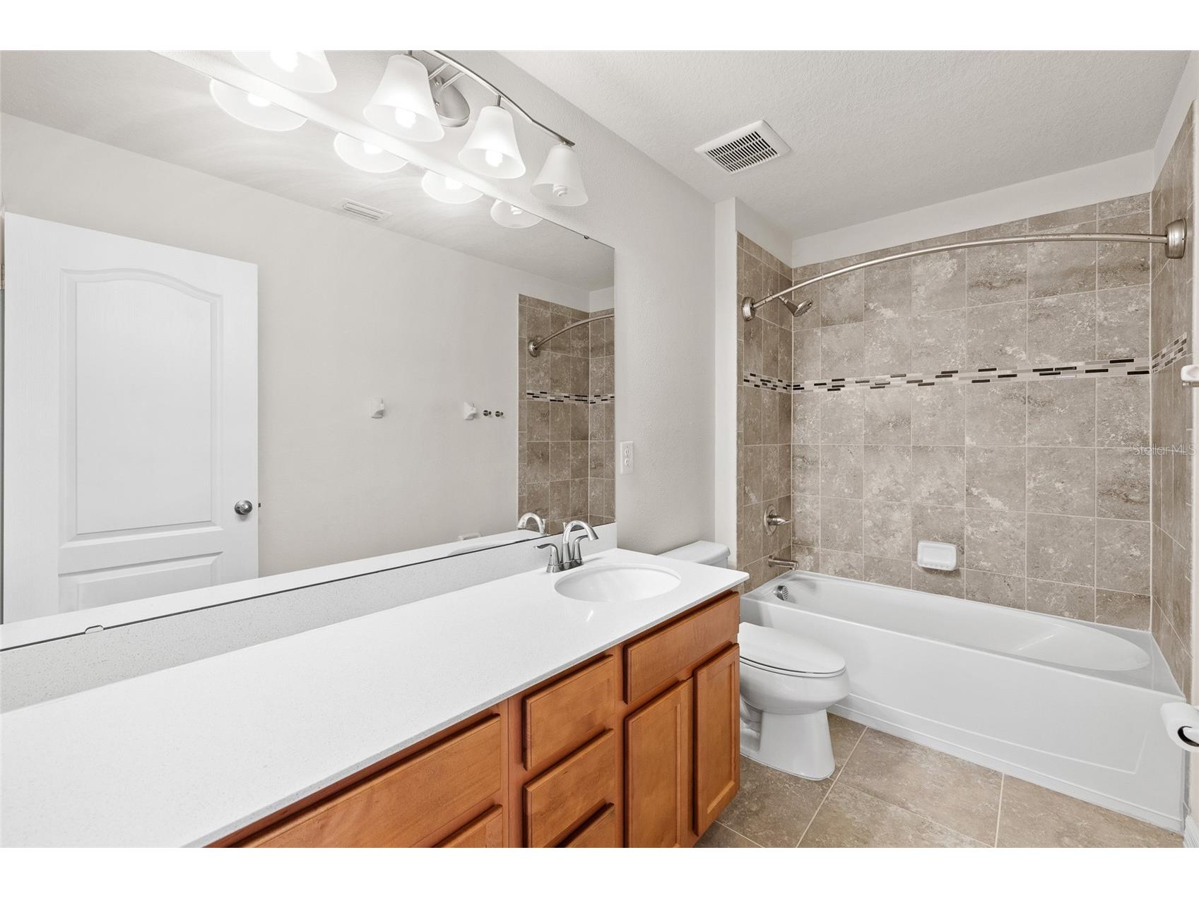 12208 Morgans Bluff Place Riverview FL 33579 TB8468361 image32