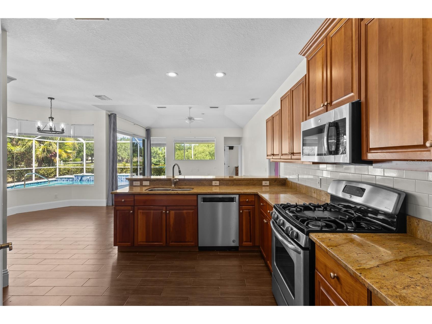 12209 Clubhouse Drive Lakewood Ranch FL 34202 A4697954 image24