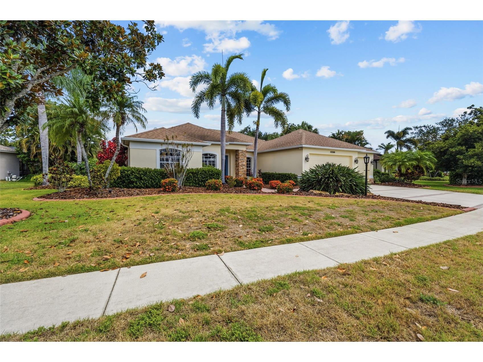 12209 Clubhouse Drive Lakewood Ranch FL 34202 A4697954 image3