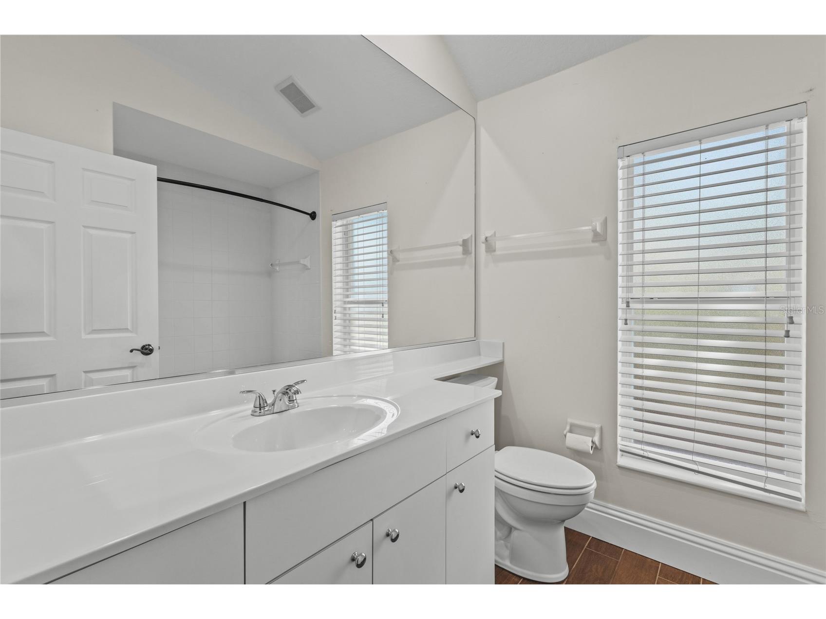 12209 Clubhouse Drive Lakewood Ranch FL 34202 A4697954 image43