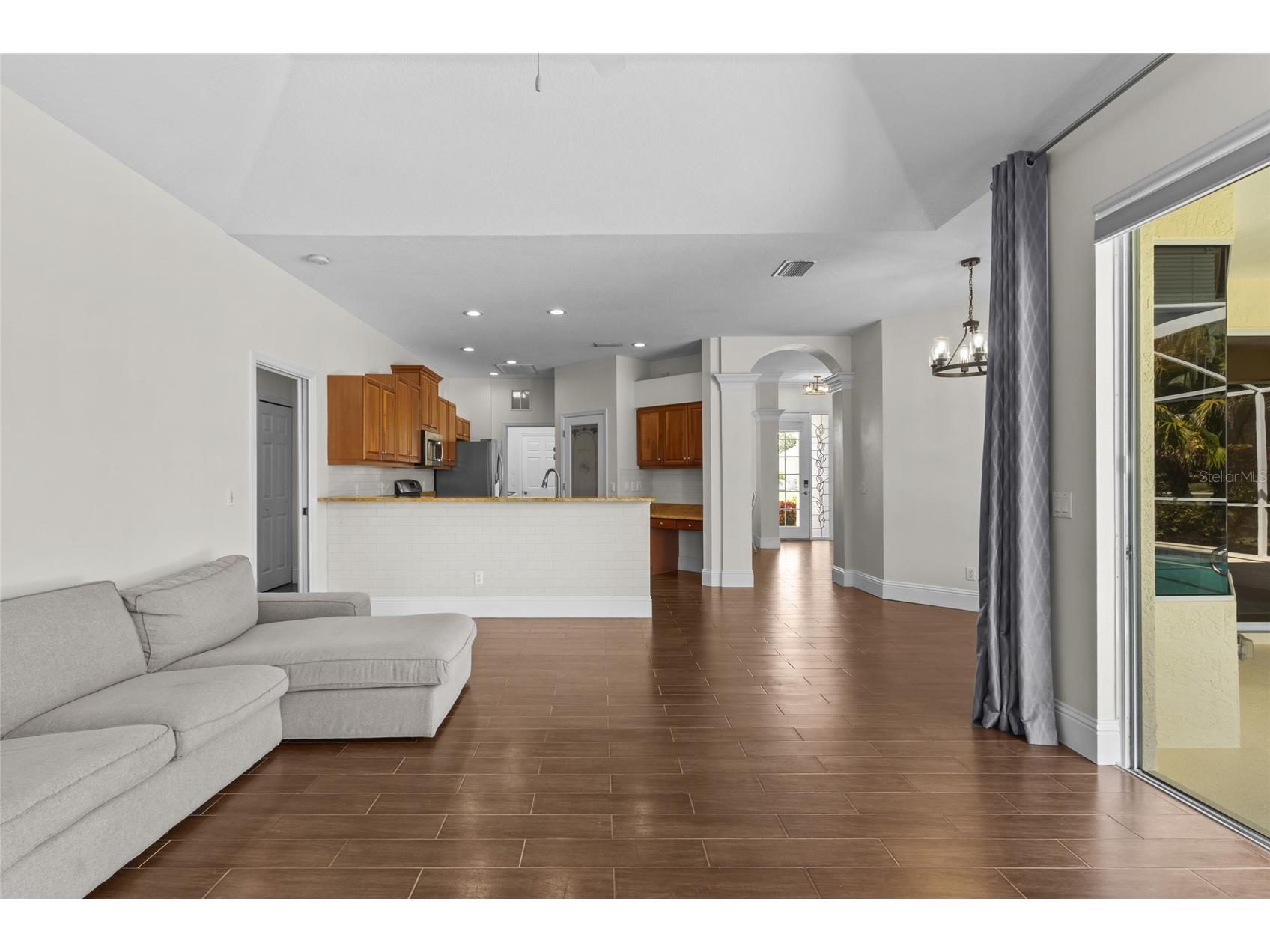 12209 Clubhouse Drive Lakewood Ranch FL 34202 A4697954 image9
