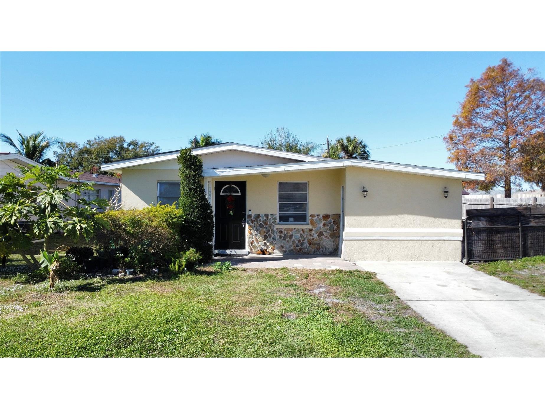 1221 22nd Avenue W Palmetto FL 34221 A4678153 image1