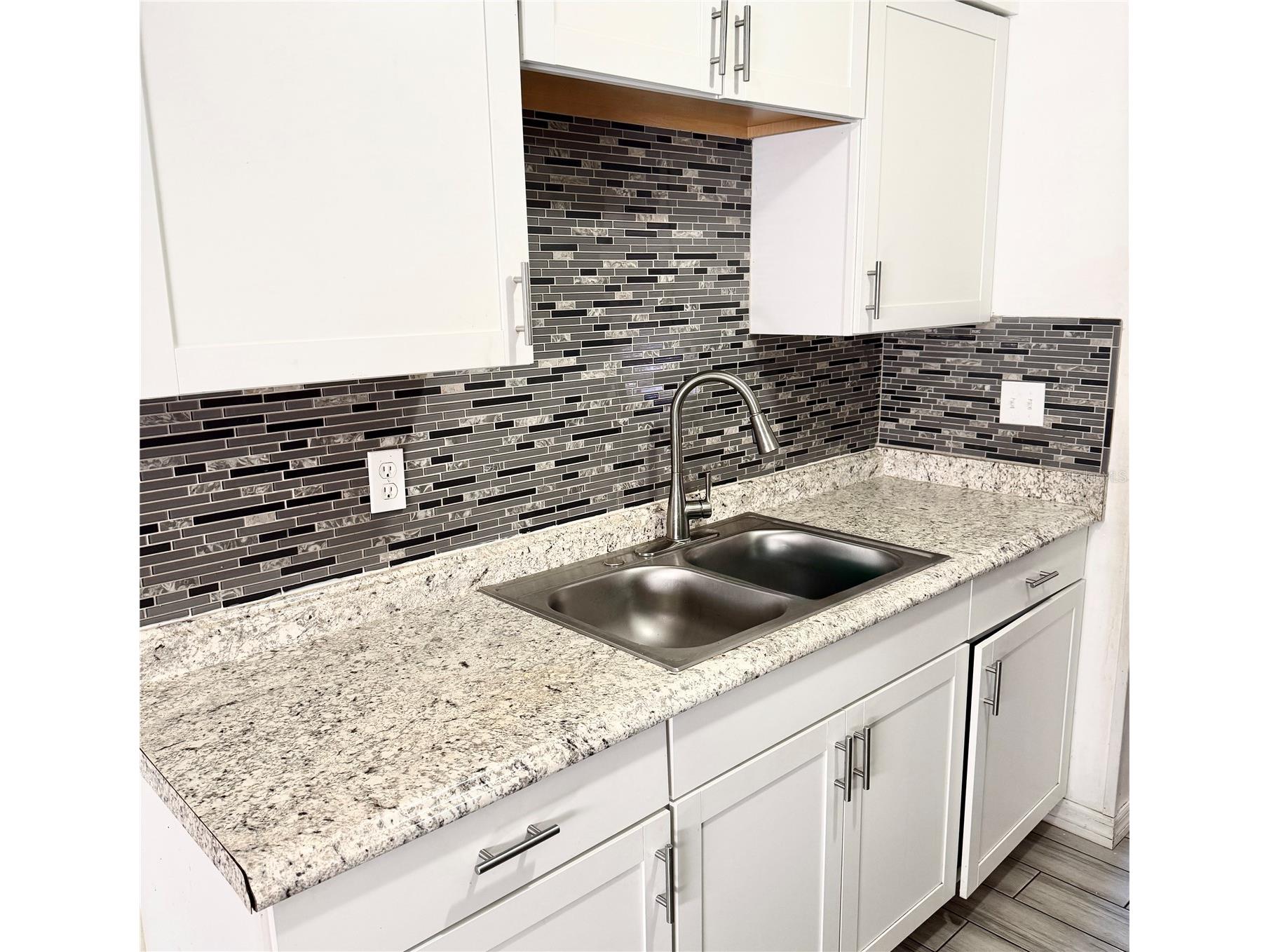 1221 22nd Avenue W Palmetto FL 34221 A4678153 image4