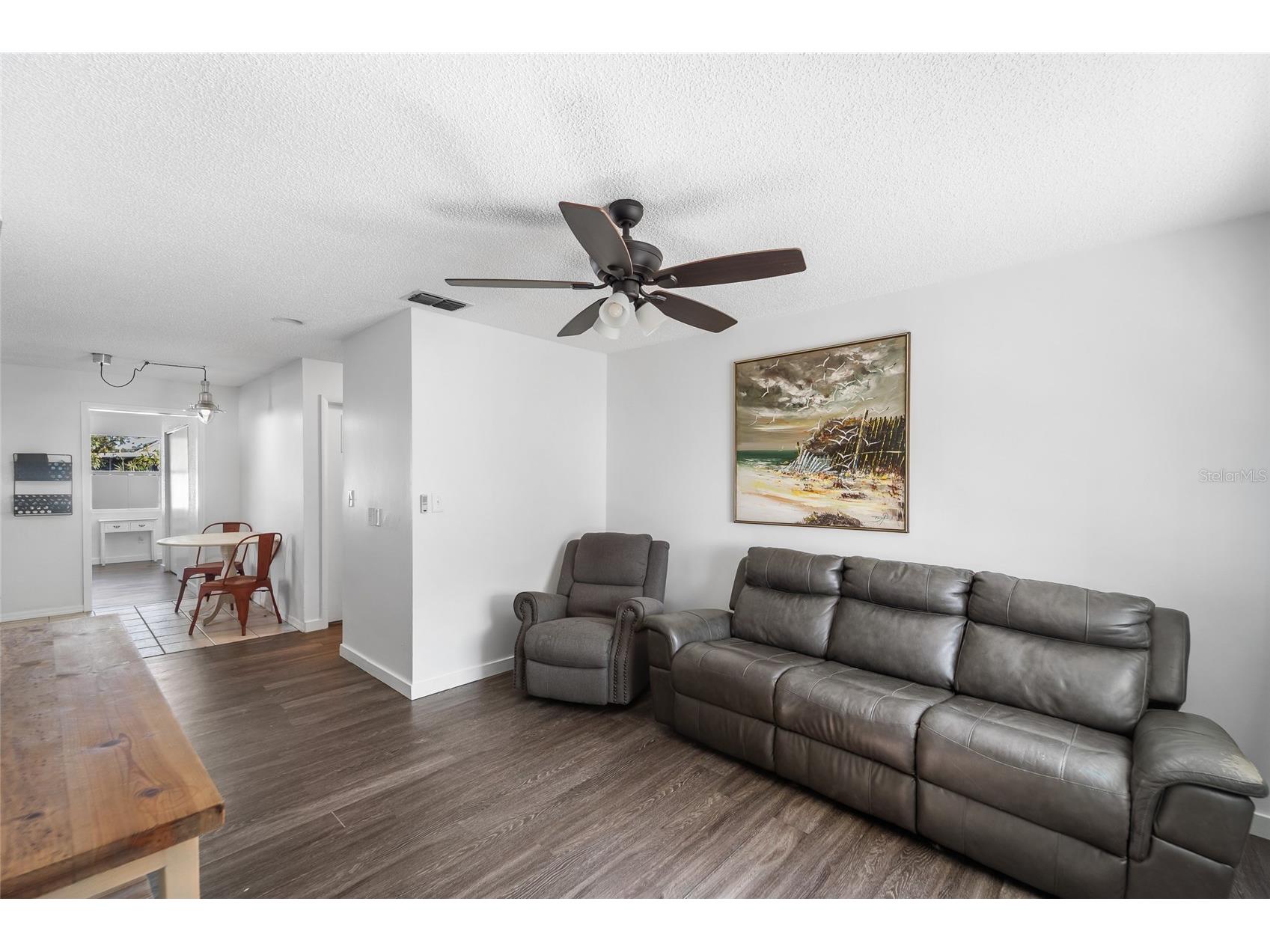 1221 36th Terrace N Saint Petersburg FL 33704 TB8470573 image2