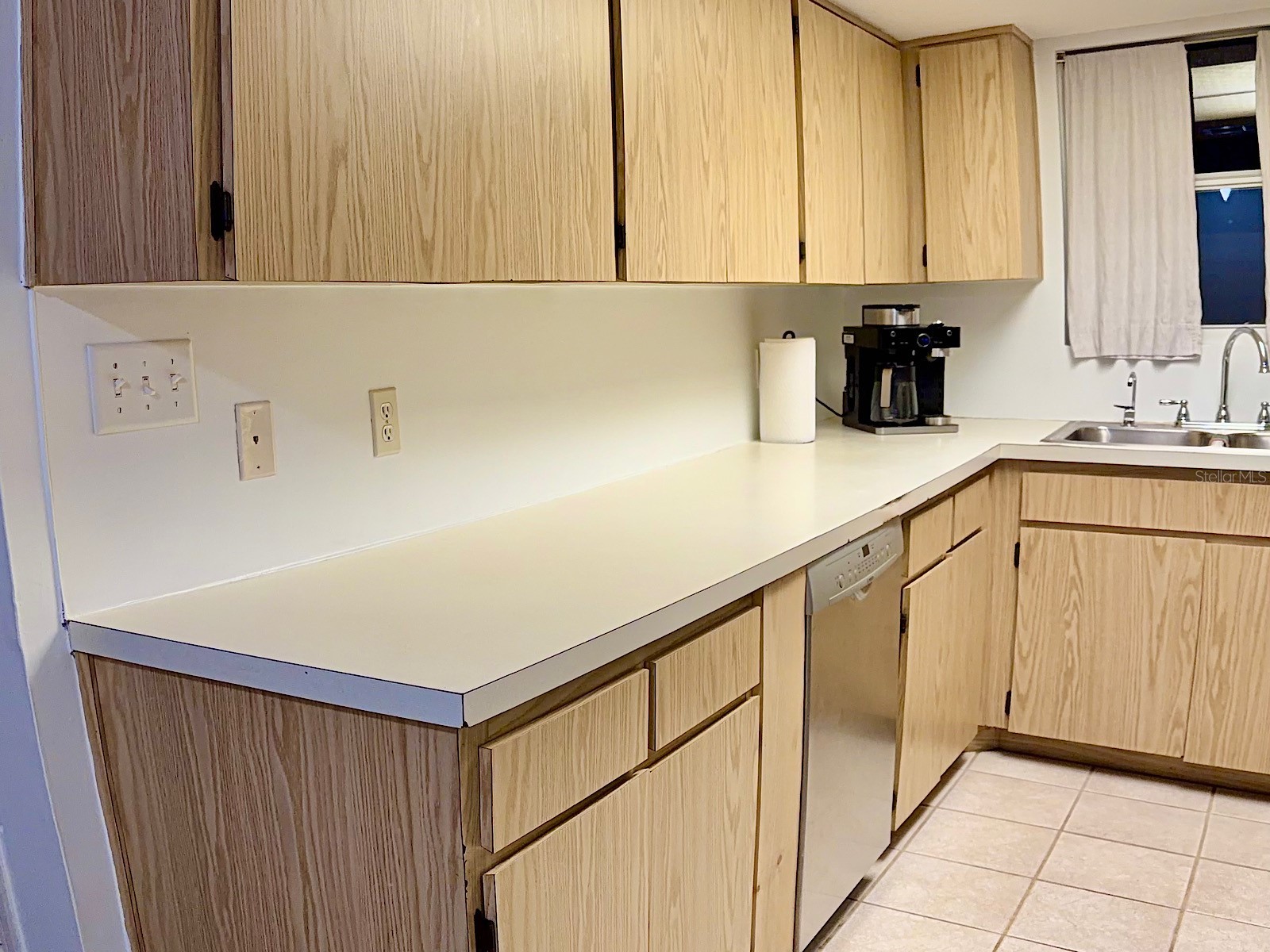 1221 36th Terrace N Saint Petersburg FL 33704 TB8470573 image3