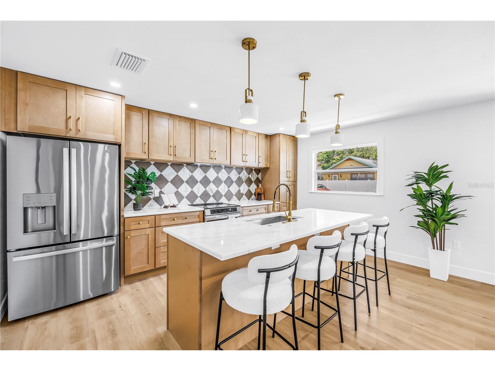 1221 36th Terrace N Saint Petersburg FL 33704 TB8527662 image5