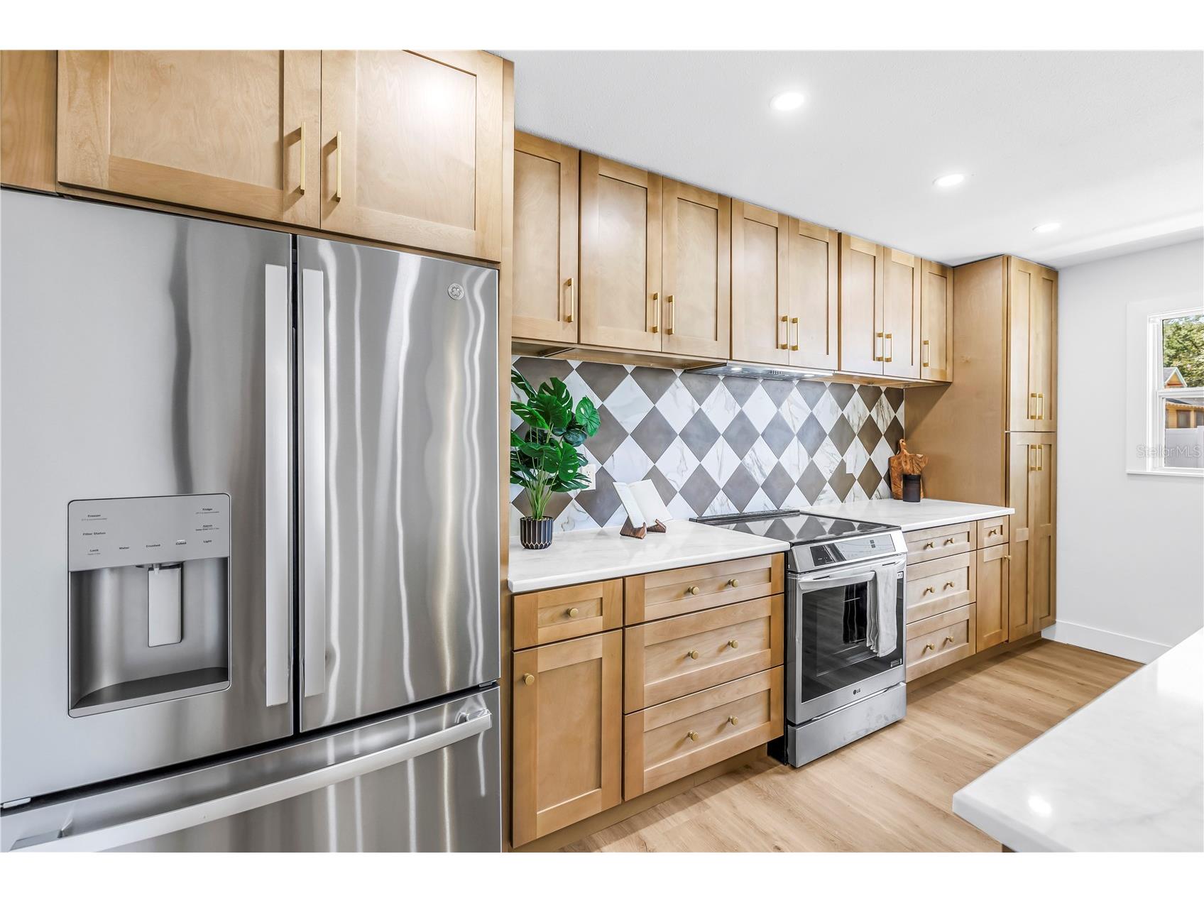 1221 36th Terrace N Saint Petersburg FL 33704 TB8527662 image6