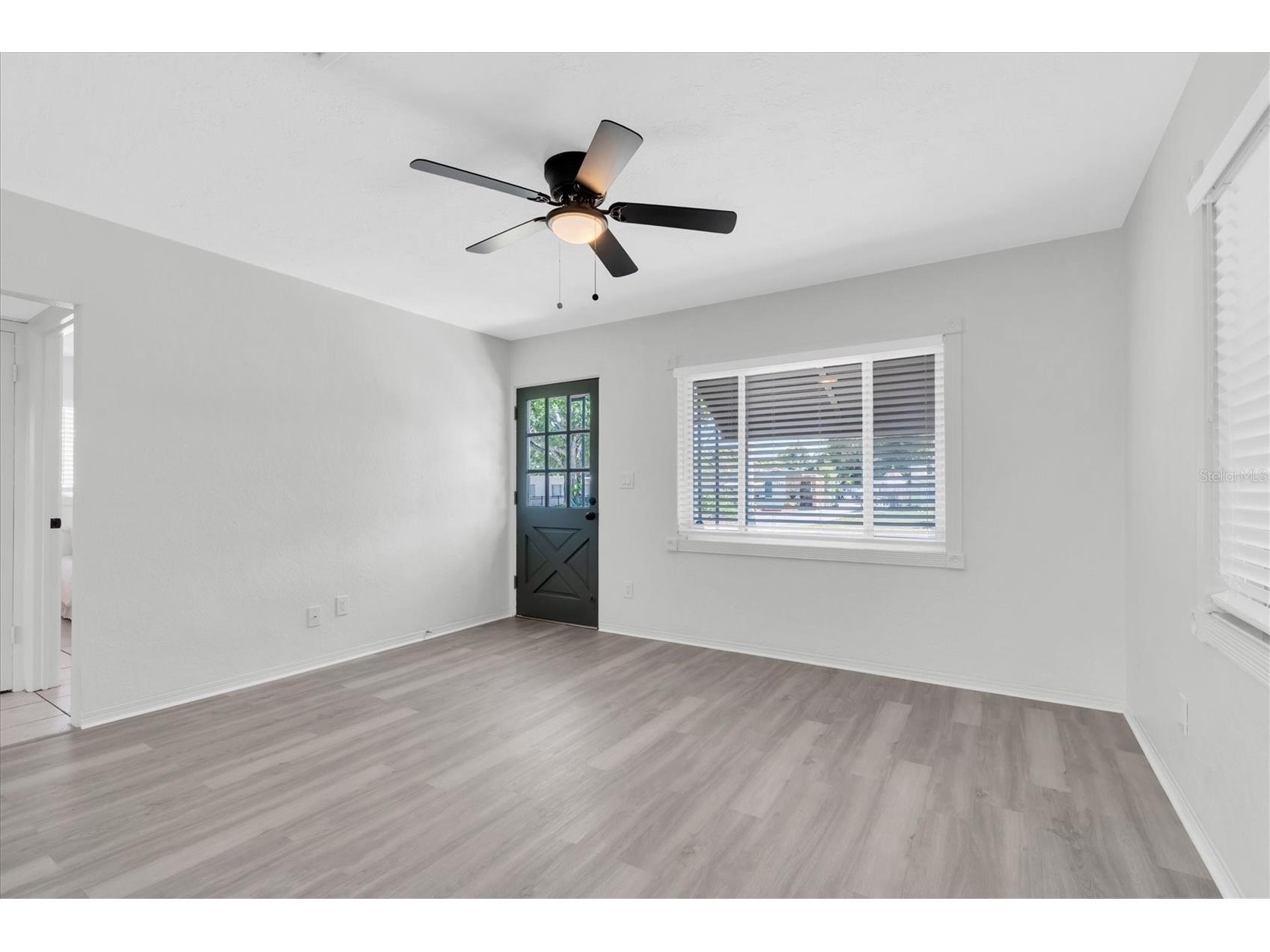 1221 53rd Avenue N Saint Petersburg FL 33703 TB8509126 image3