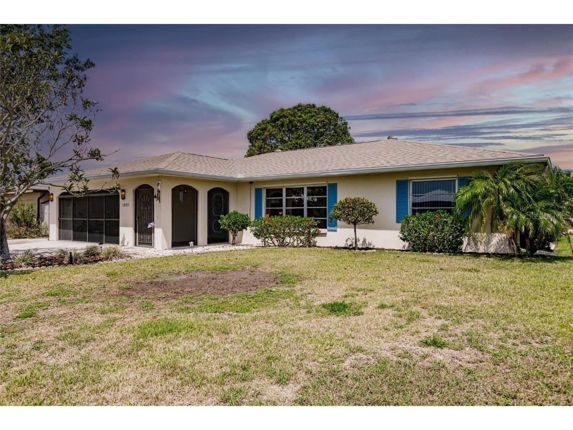 1221 Cambridge Drive Venice FL 34293 C7473894 image1