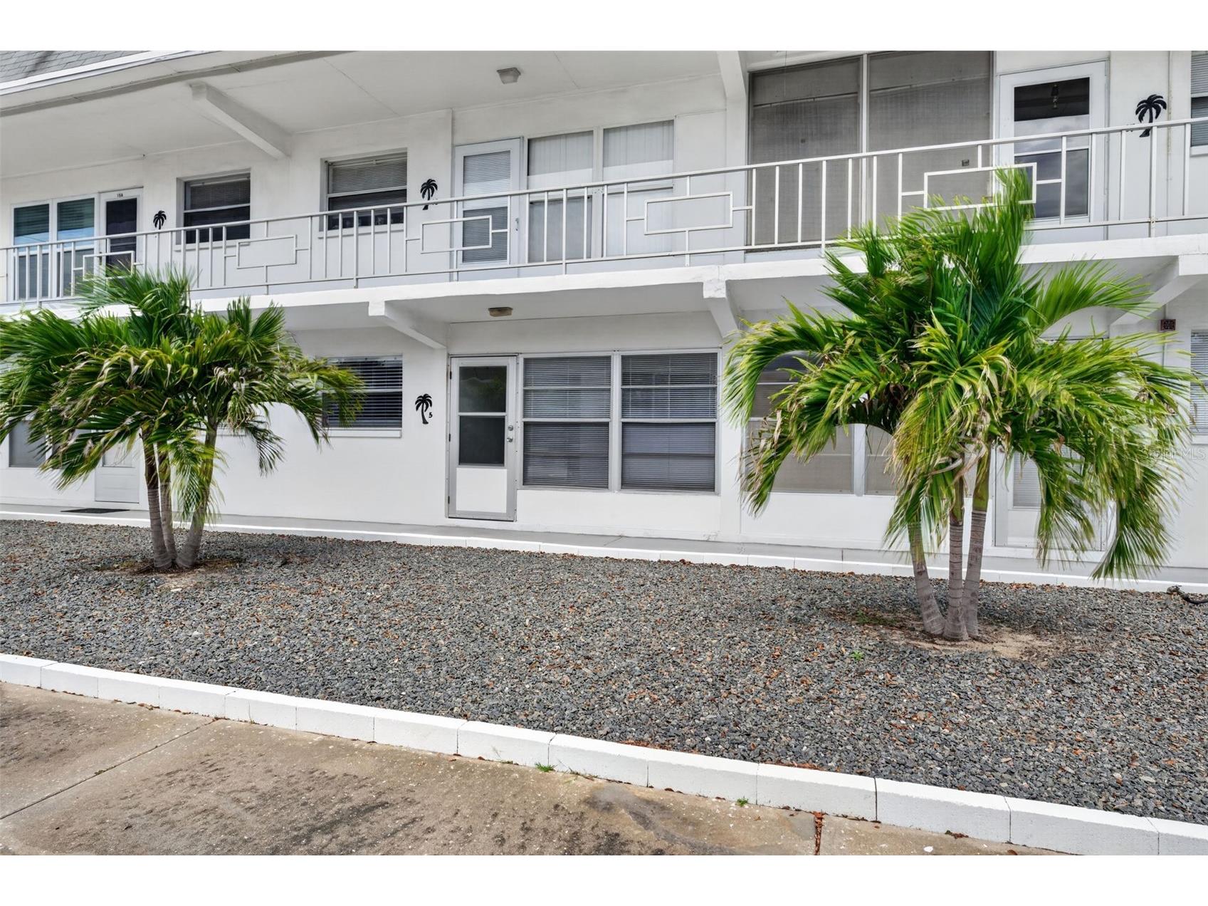 1221 Drew Street #A5 Clearwater FL 33755 O6409490 image3