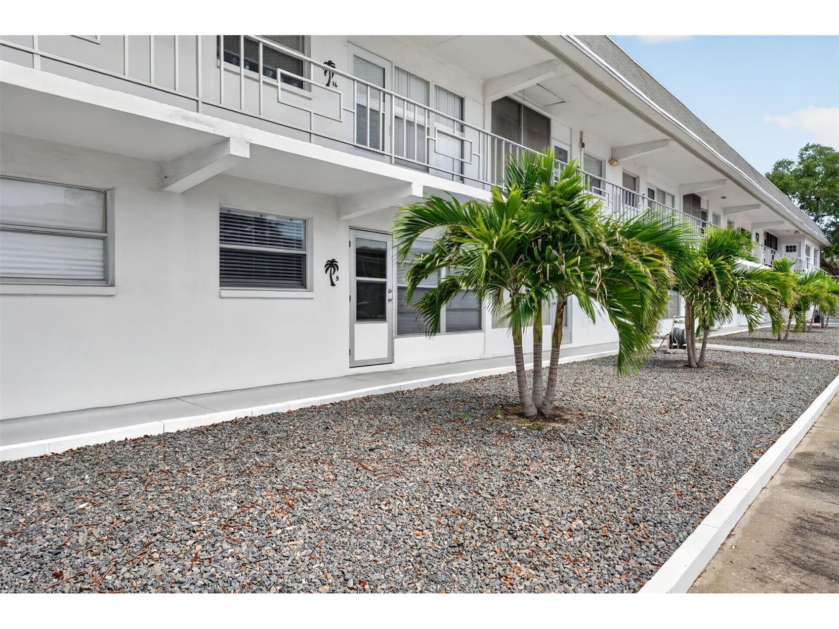 1221 Drew Street #A5 Clearwater FL 33755 O6409490 image4