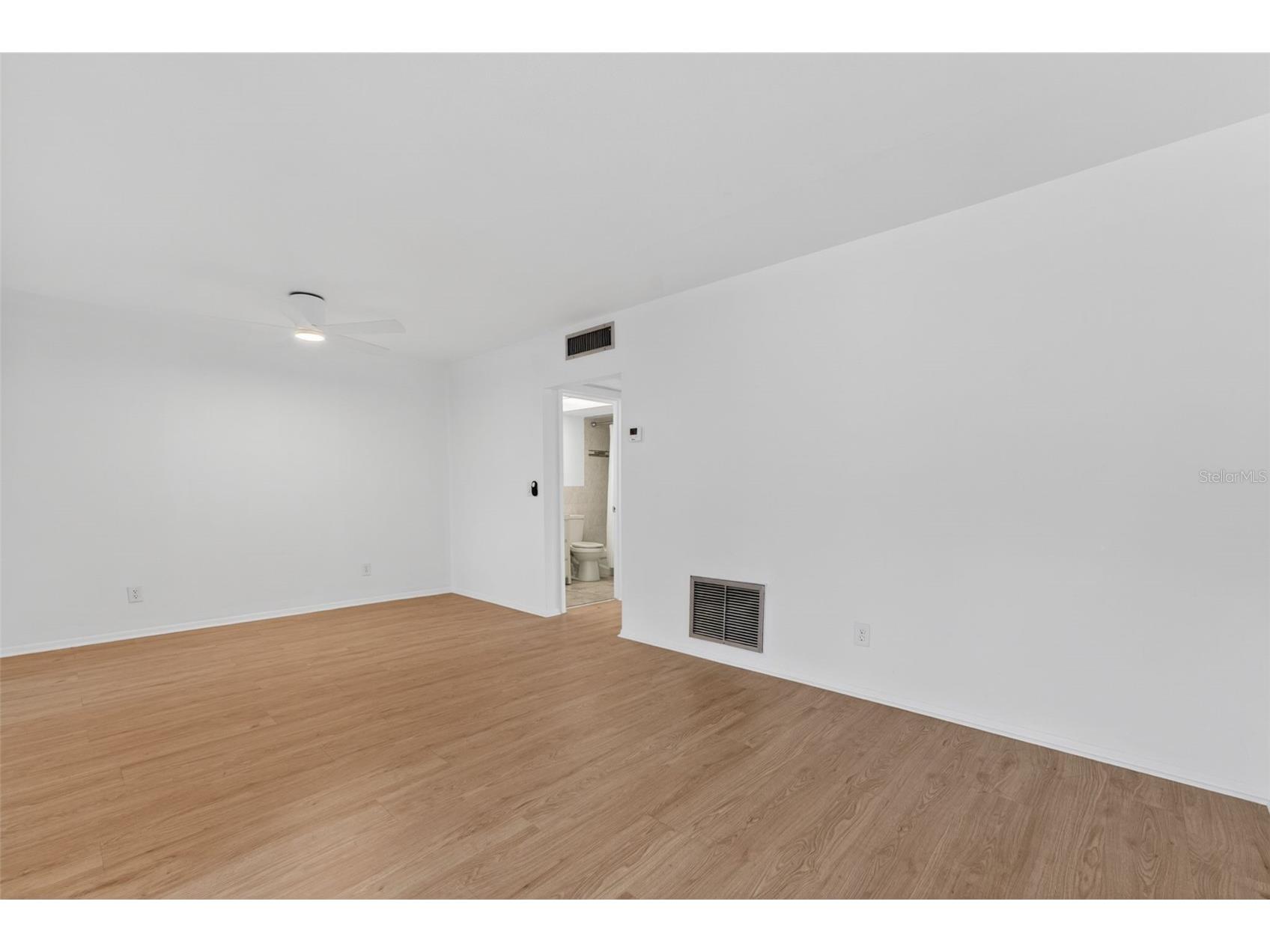 1221 Drew Street #A5 Clearwater FL 33755 O6409490 image8
