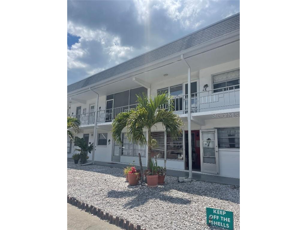 1221 Drew Street #B15 Clearwater FL 33755 U8196732 image1