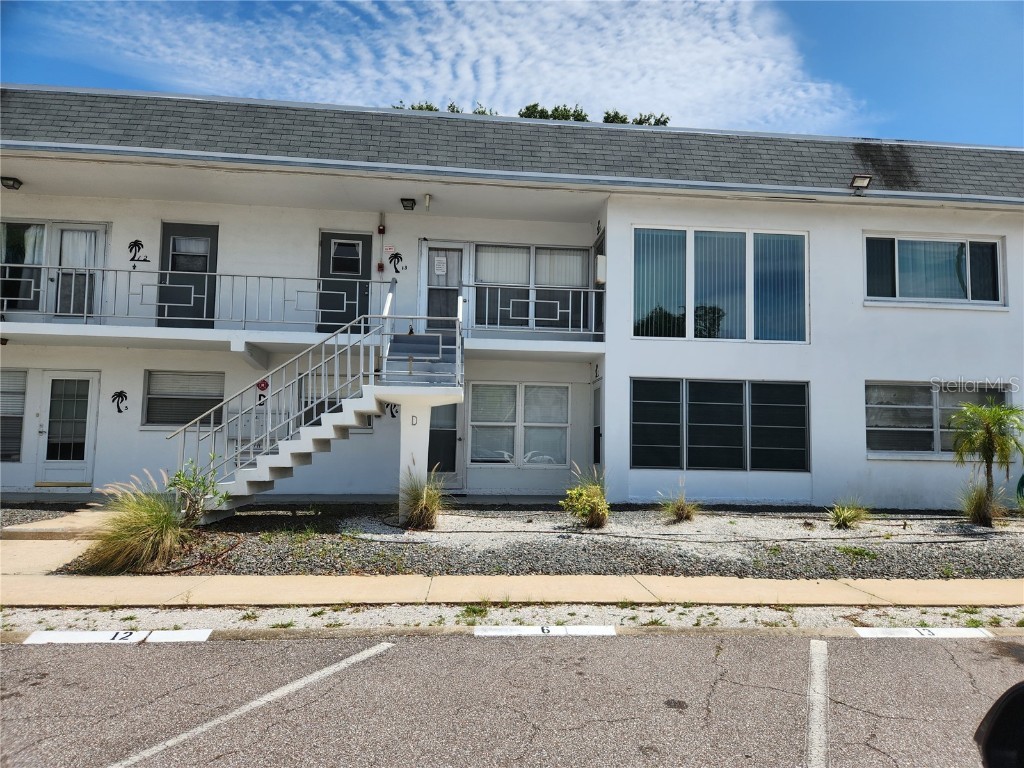 1221 Drew Street #D6 Clearwater FL 33755 U8204711 image1